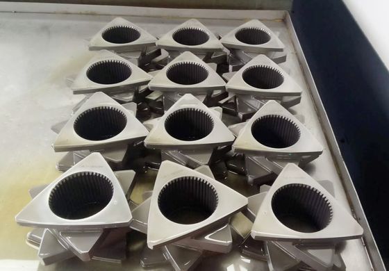 Υψηλό διάβρωσης στοιχείο βιδών εξωθητών μερών εξωθητών βιδών αντίστασης δίδυμο για TEX54